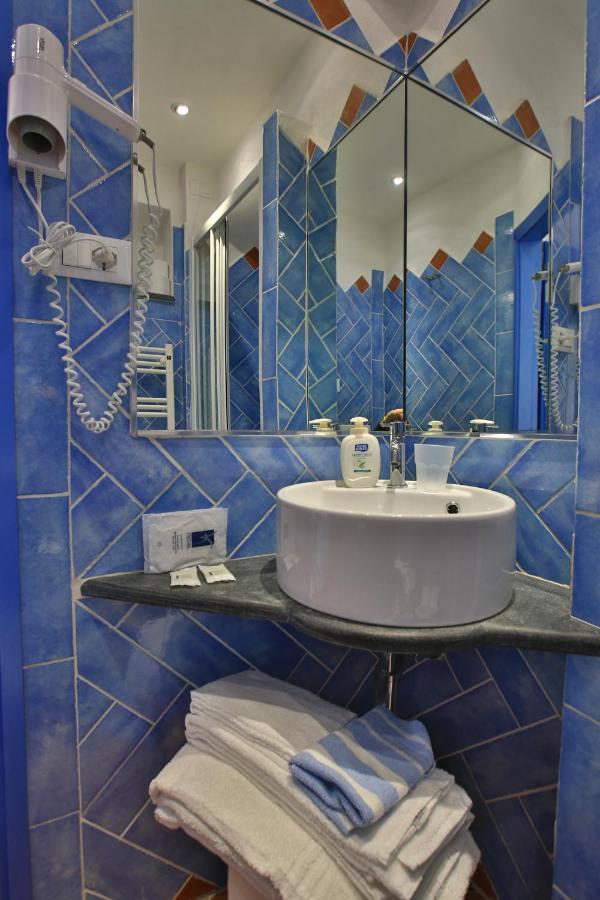 Cateo Hotel Riomaggiore Luaran gambar